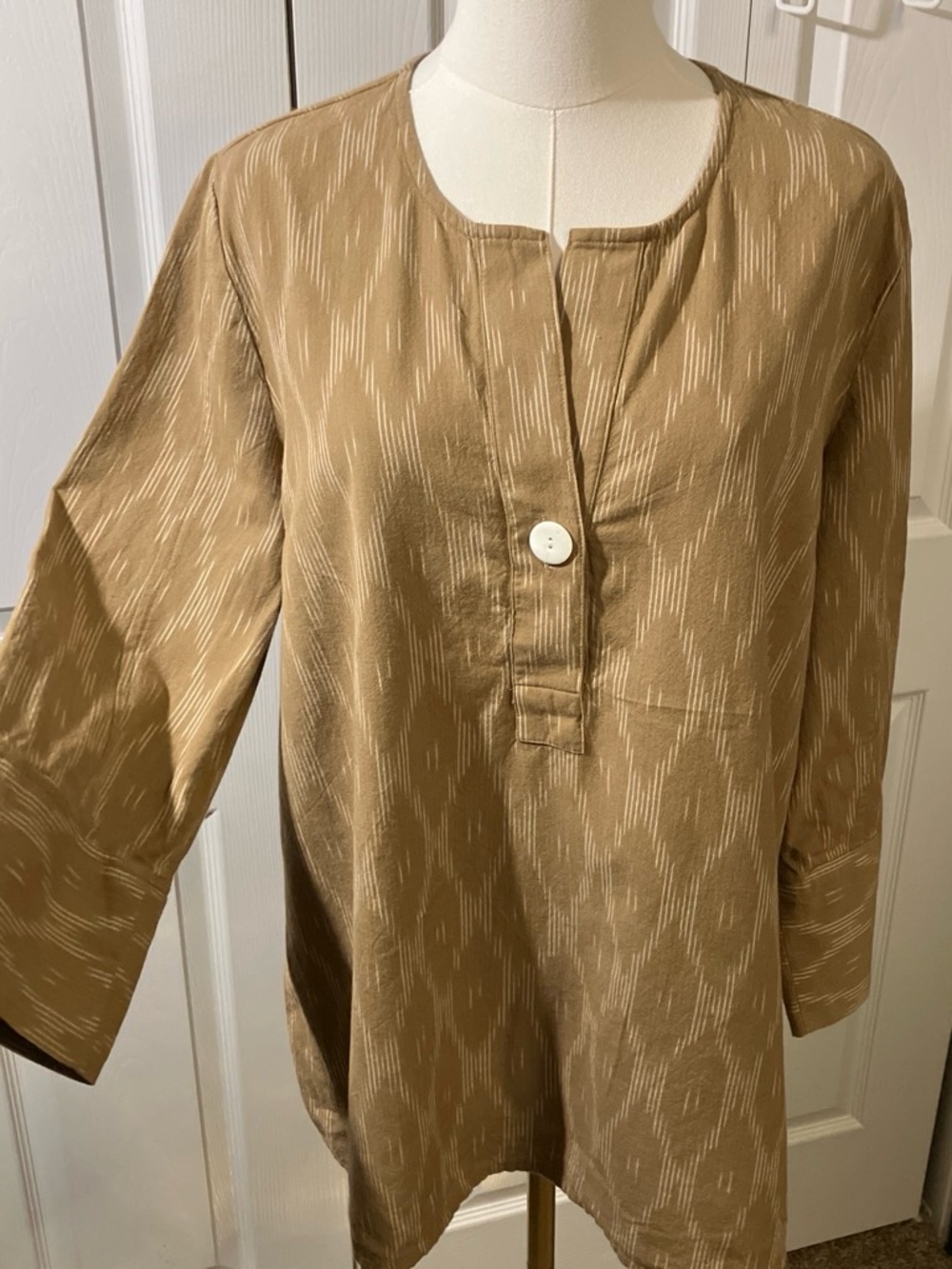 J. Jill Tan Ikat-Pattern Button-Front Tunic